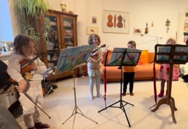 Gruppenmusizieren Mini-Violinis